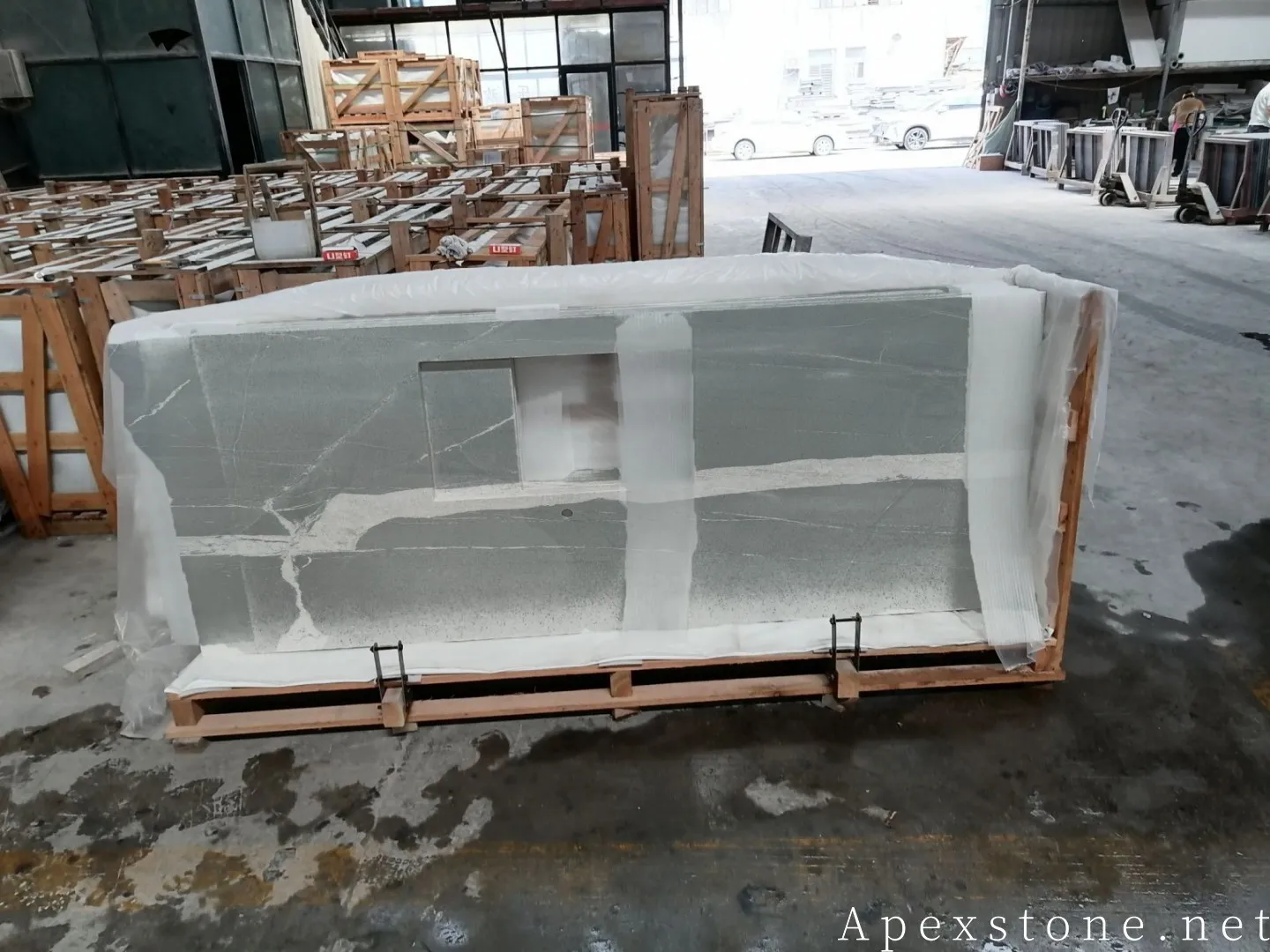 PradaEmeraldMarblecountertopspacking259 PradaEmeraldMarblecountertopspacking259
